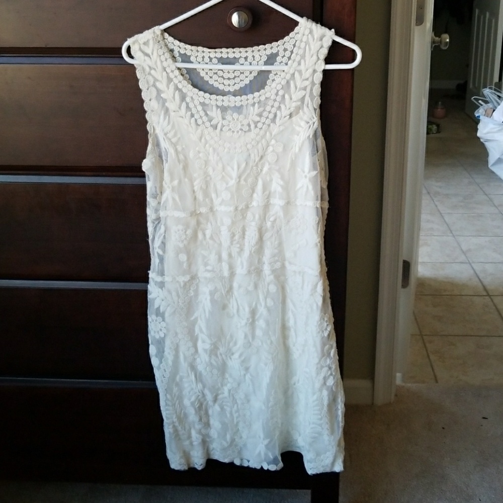 lace ivory dress